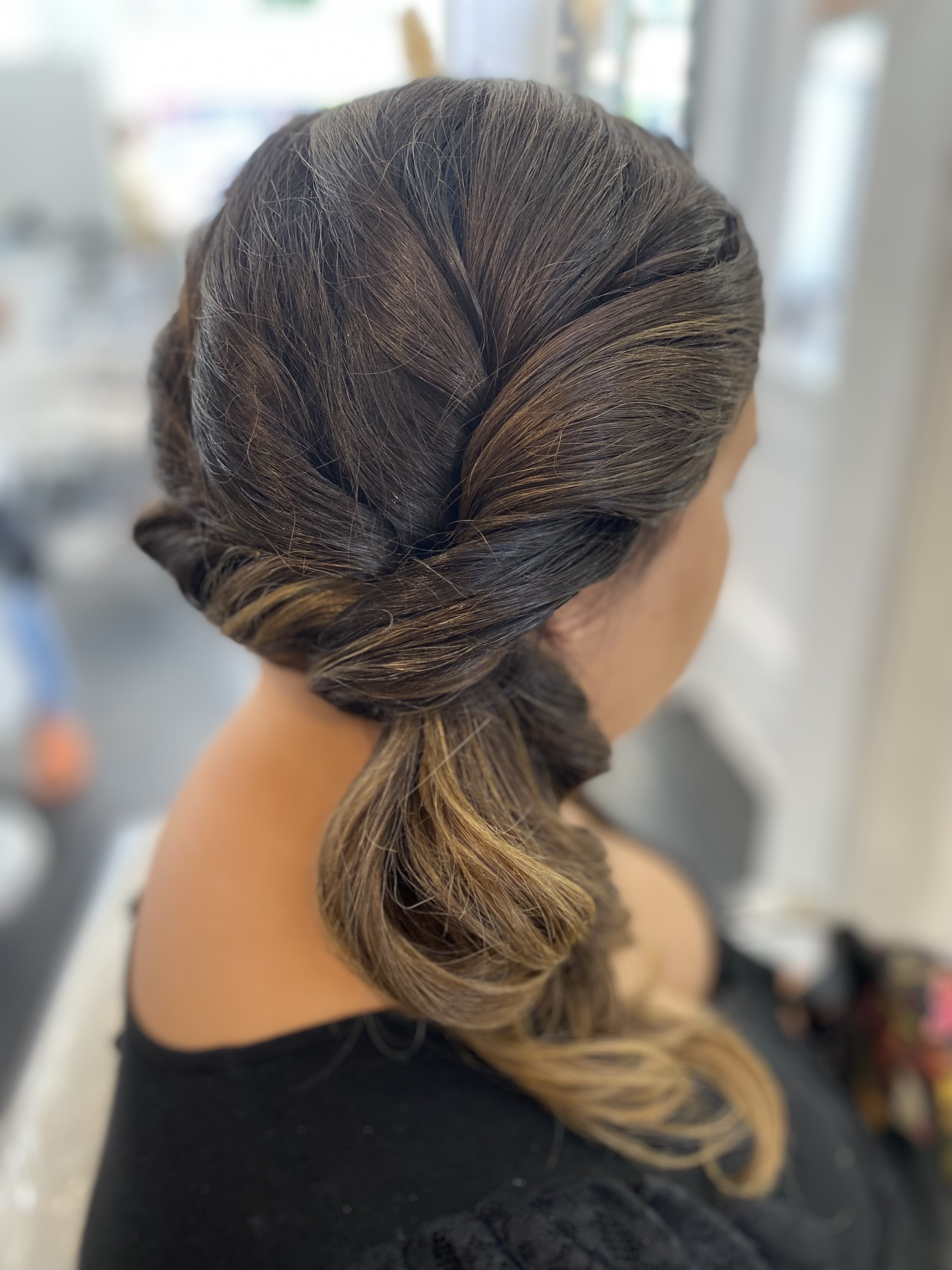 Courtney Rose Hair  - Makeup & Hair - Muskoka, Ontario (photo 8)