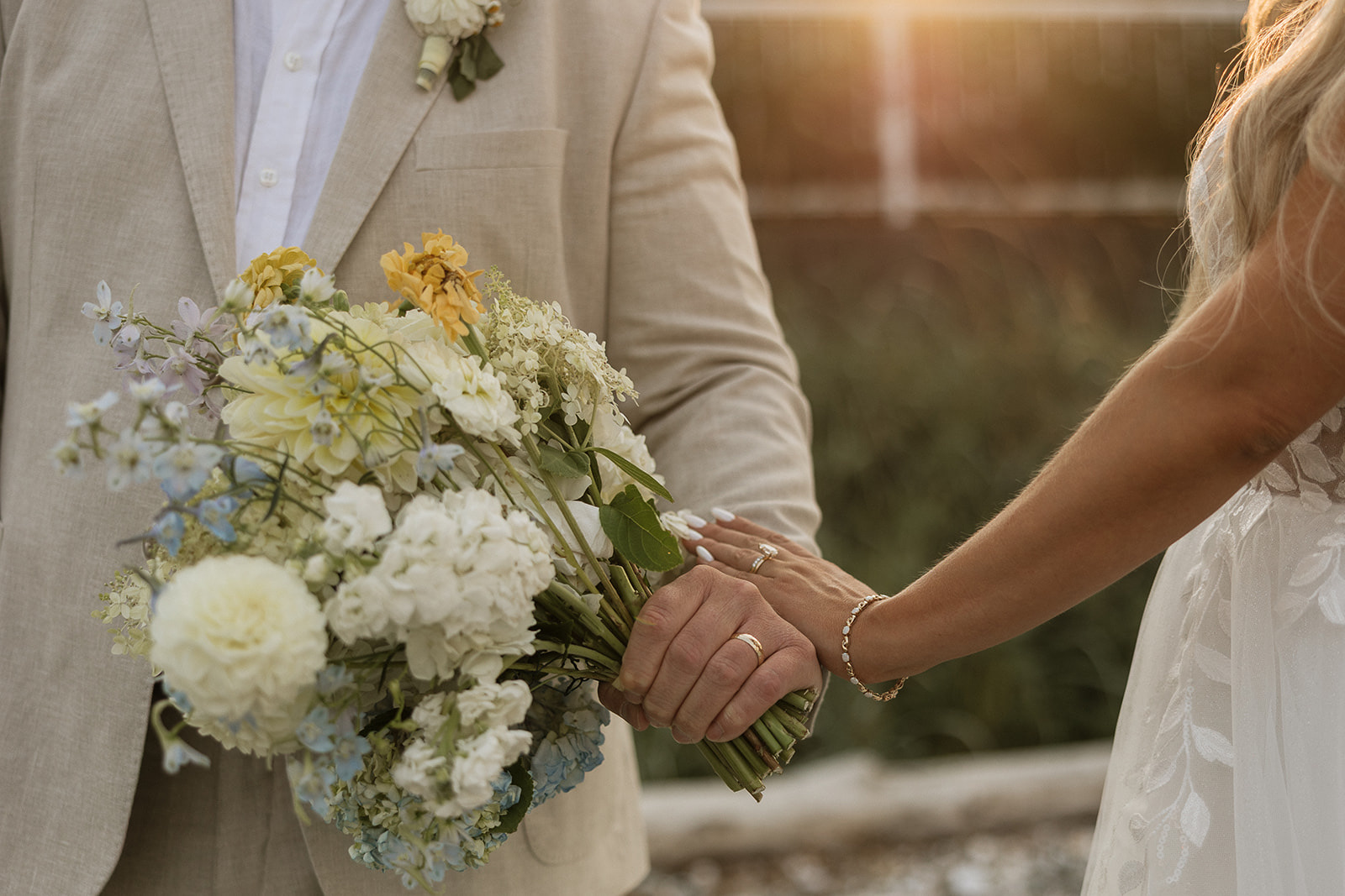 Golden Hour Events - Wedding Planners / Coordinators - Nanaimo, Vancouver Island (photo 3)