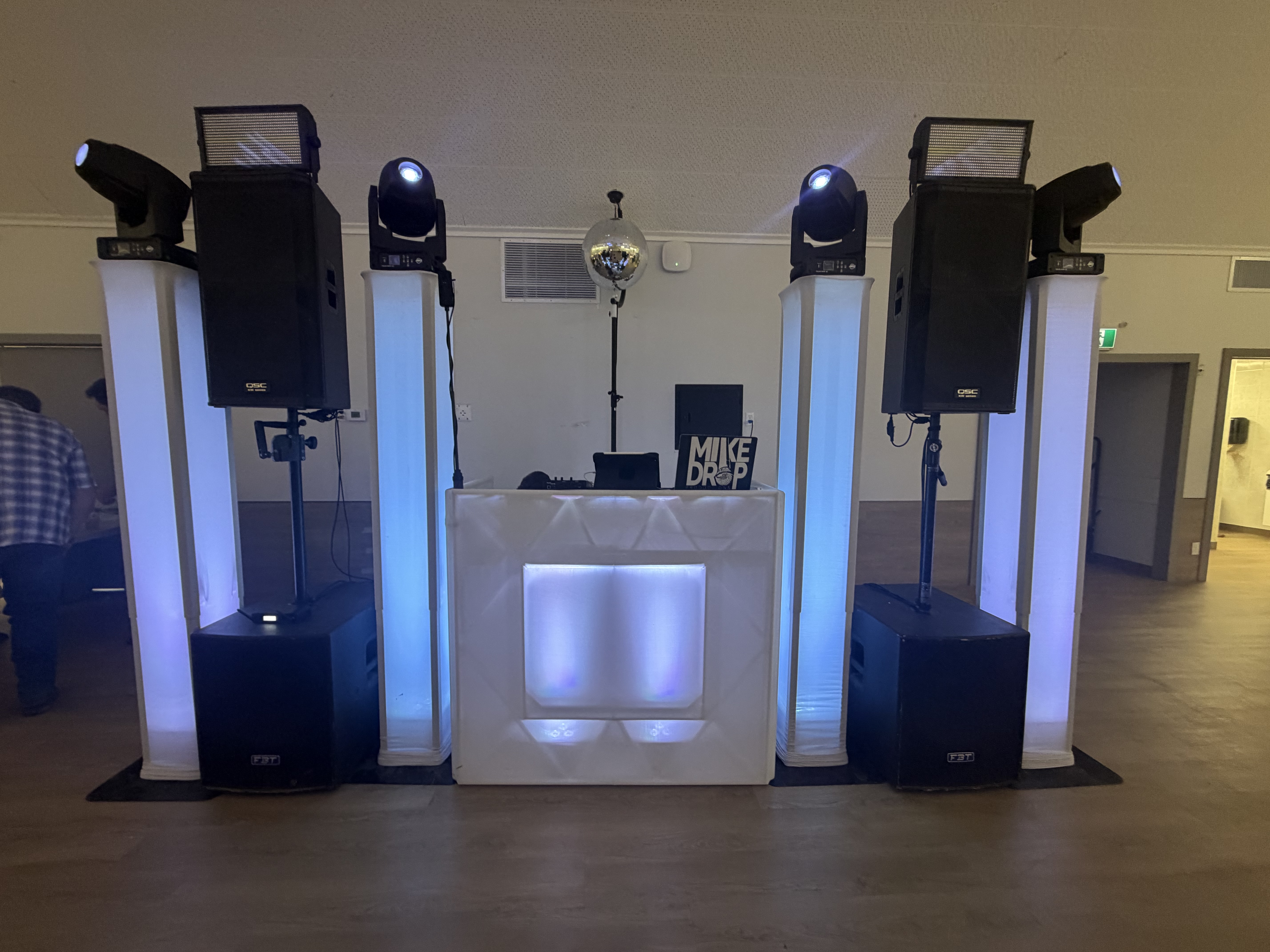 Mike Drop Productions - Entertainment / DJ - Regina, Vancouver Island (photo 10)