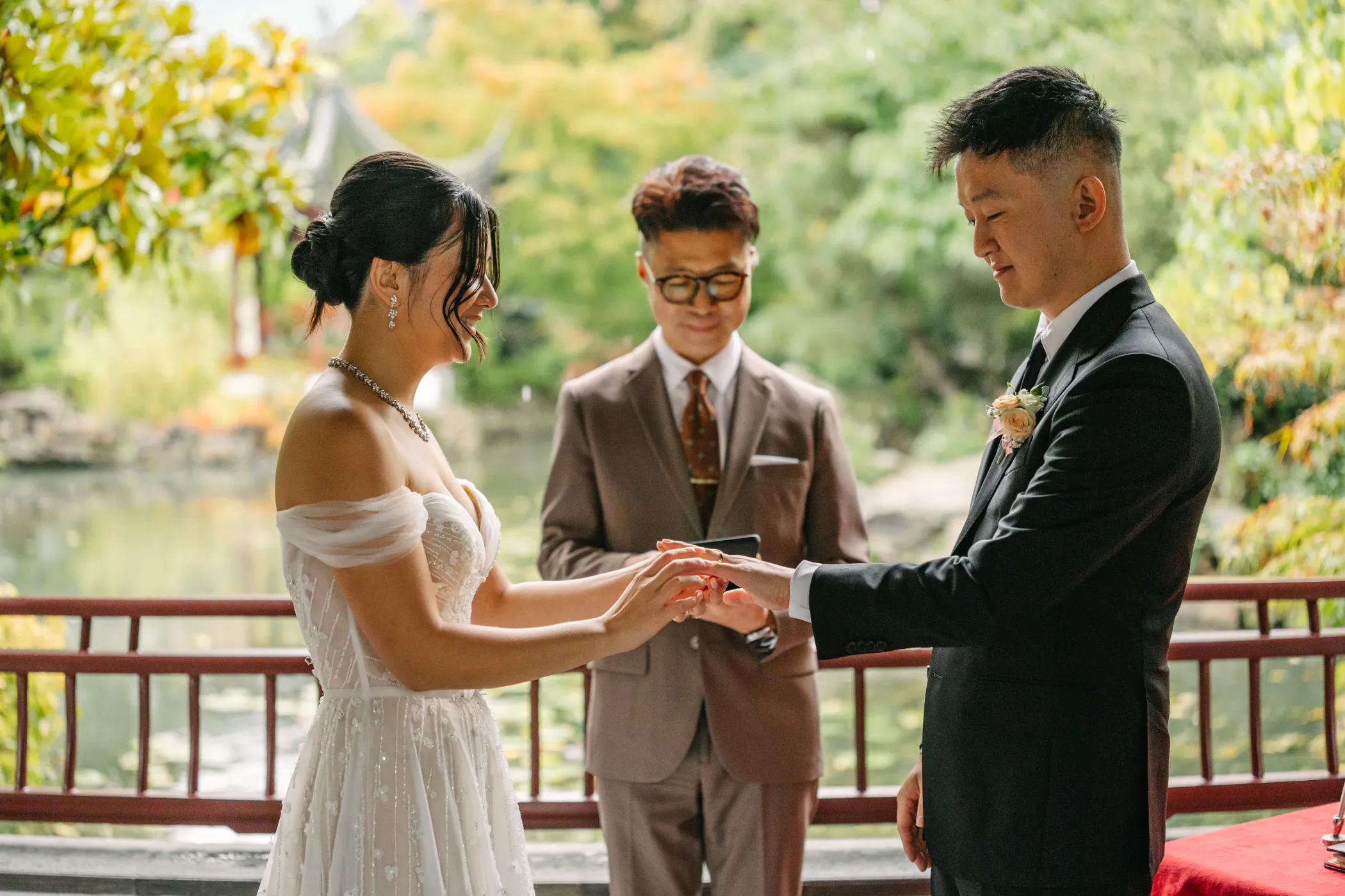 Vancity Officiant | Kevin & Kit - Officiant - Langley, Mainland BC (photo 14)