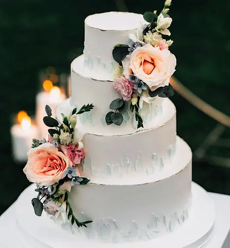 OJS Bakery - Cakes & Desserts - Brandon, Manitoba (photo 2)