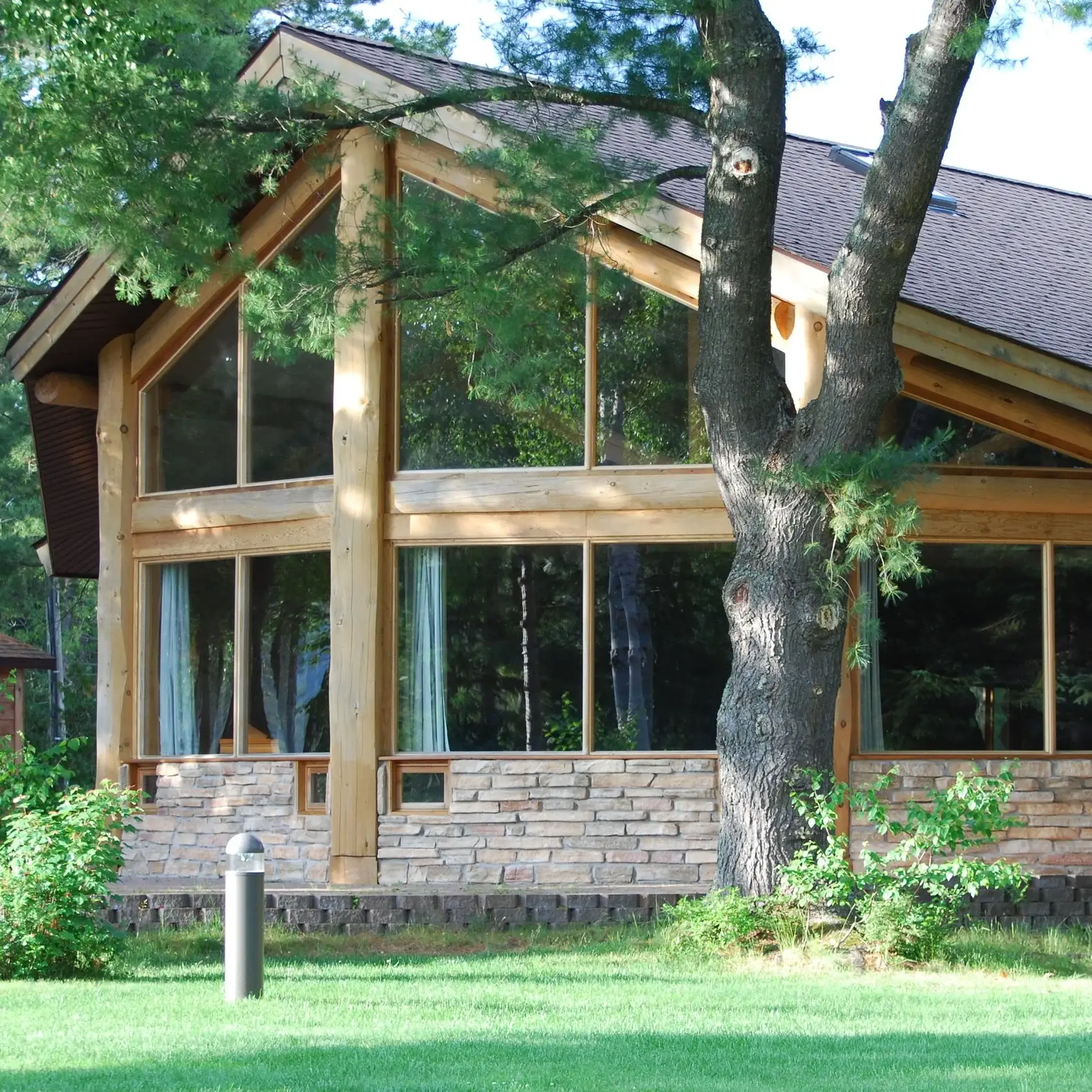 Laurentian Lodge - Venues (photo 2)