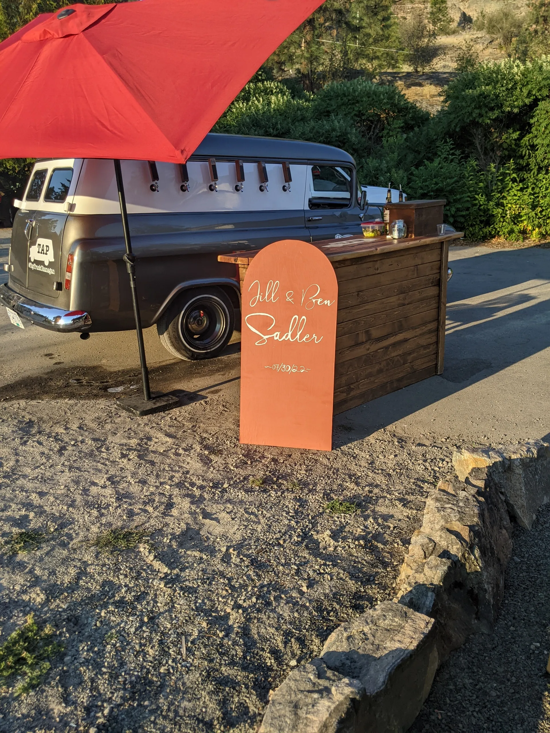 Utepils Supply — Bartending — Langley, Vancouver Island (photo 3)