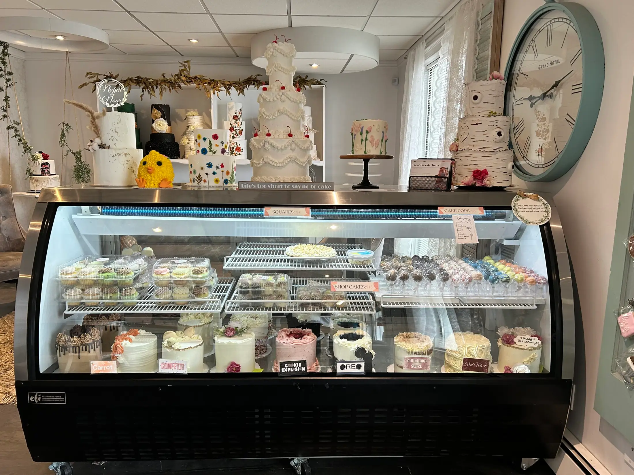 Cake Affair - Cakes & Desserts - Edmonton, Vancouver Island (photo 3)