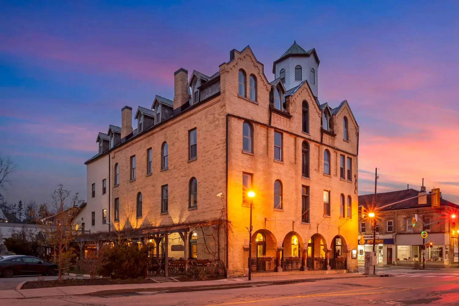 Arlington Hotel - Venues - Guelph, Ontario (photo 1)