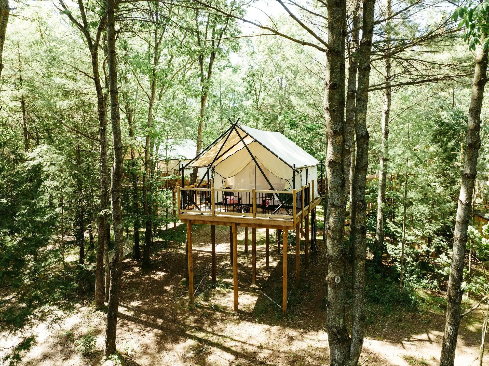 Whispering Springs - Venues - Toronto, Ontario (photo 8)