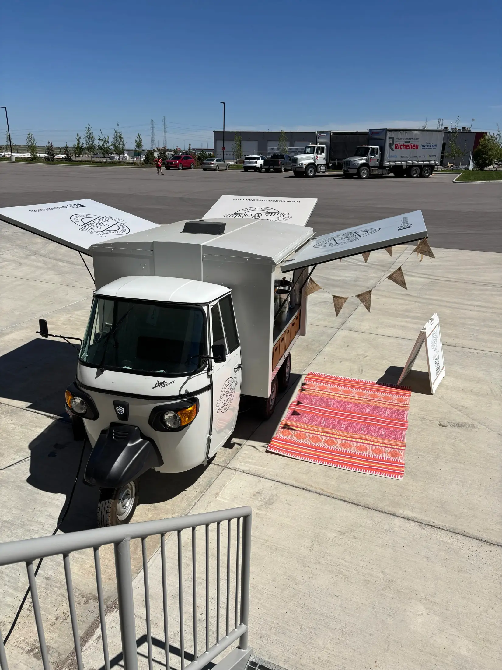 Suds & Sodas - Bartending - Calgary, Vancouver Island (photo 7)