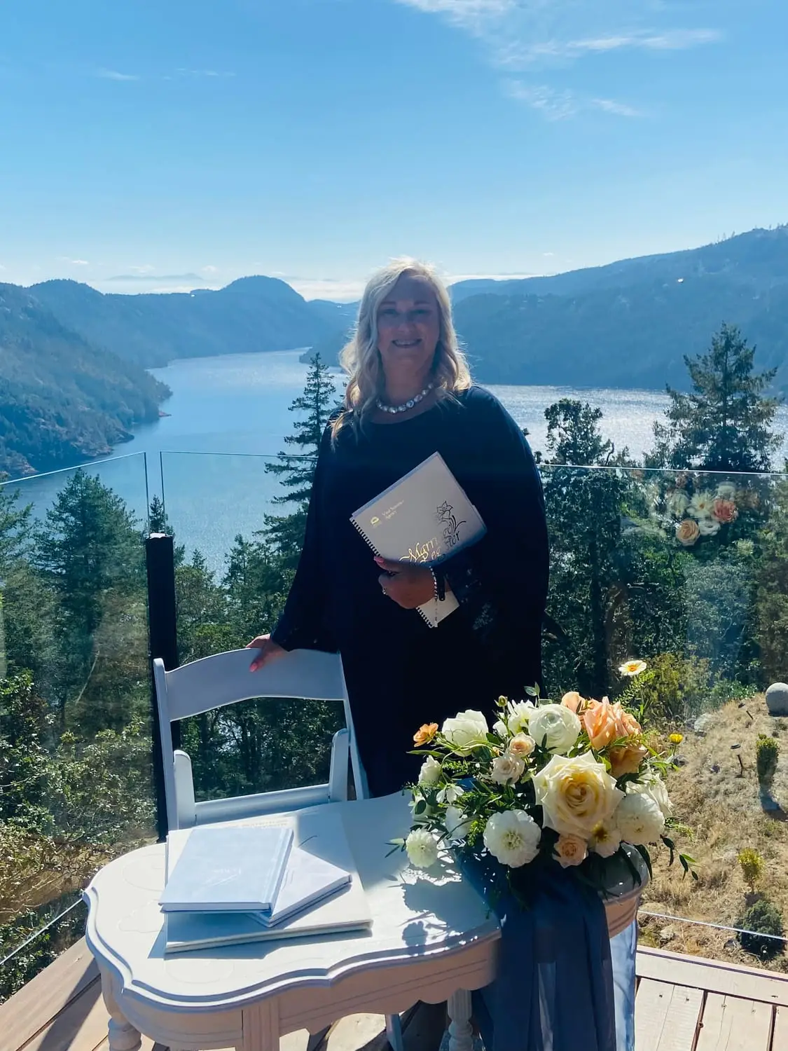 Andria Lee Winters — Officiant — Victoria, Vancouver Island (photo 3)
