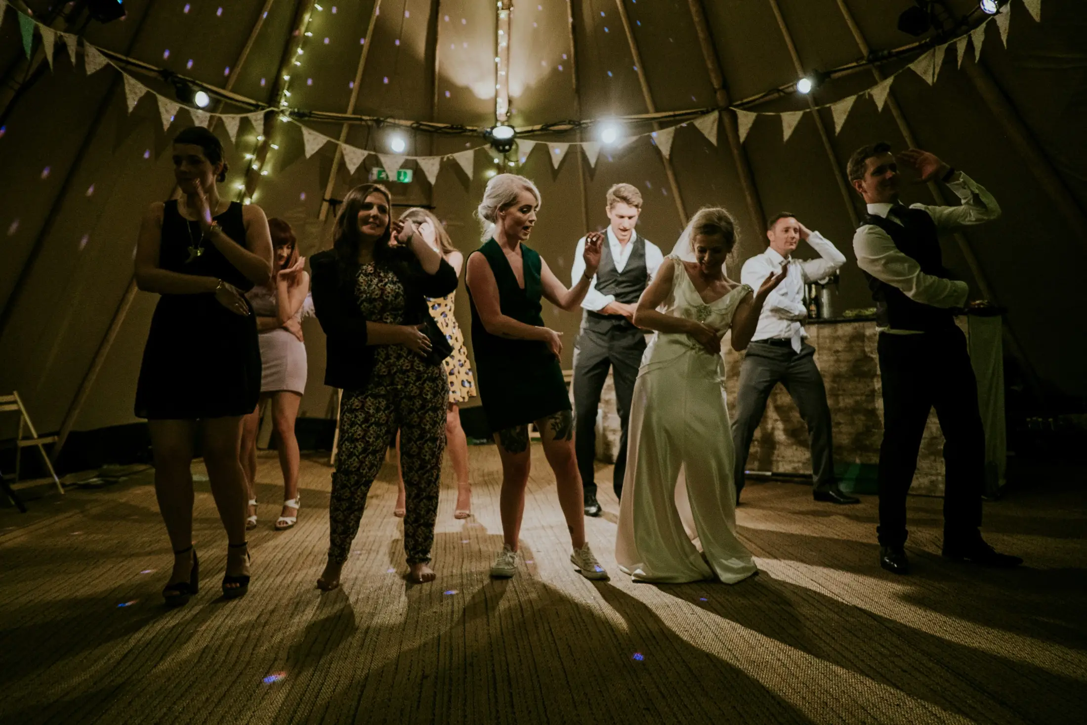 Class Act DJ Service - Entertainment / DJ - Banff, Vancouver Island (photo 1)