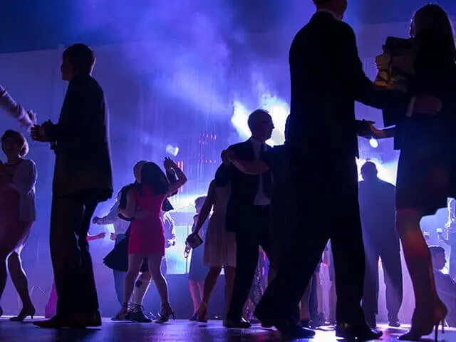 Pez Productions - Entertainment / DJ - Calgary, Vancouver Island (photo 1)
