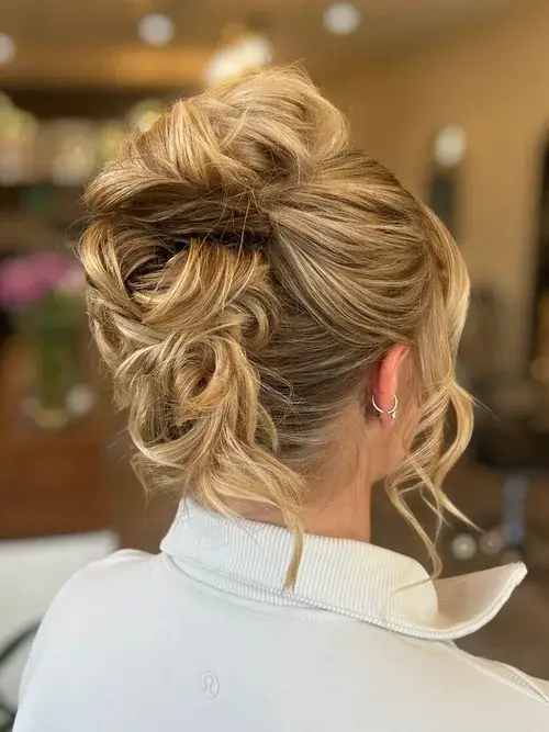 Hair and Makeup by Mercedes - Makeup & Hair - Windsor, Ontario (photo 3)