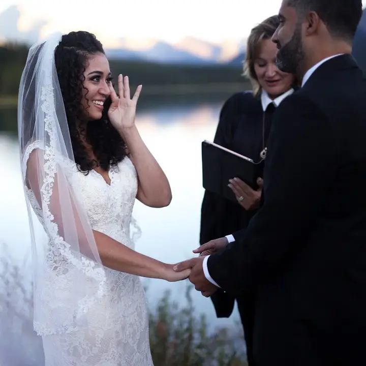 Tamara Jones - Officiant - Calgary, Vancouver Island (photo 2)