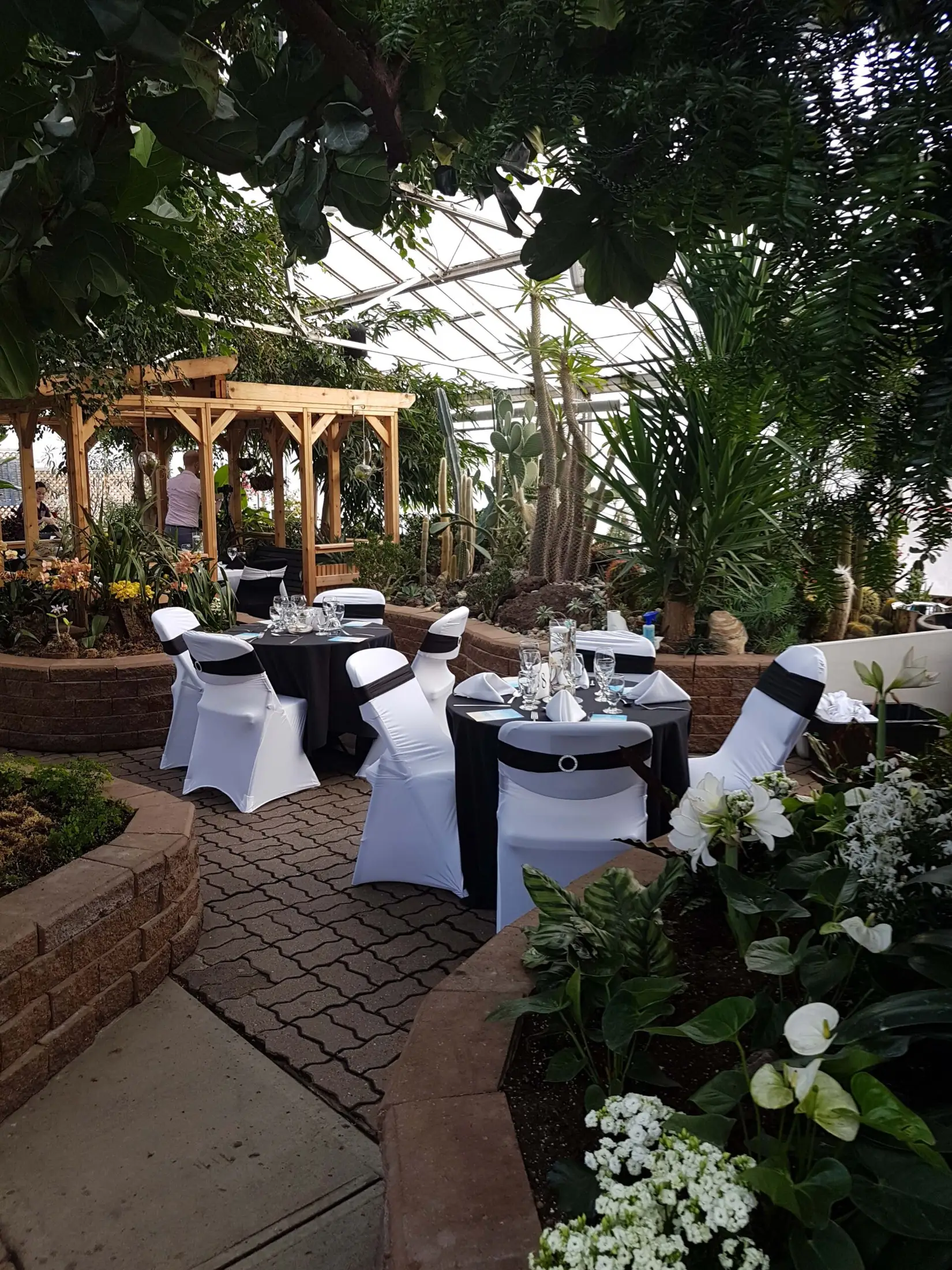 Regina Floral Conservatory - Venues - Regina, Saskatchewan (photo 2)