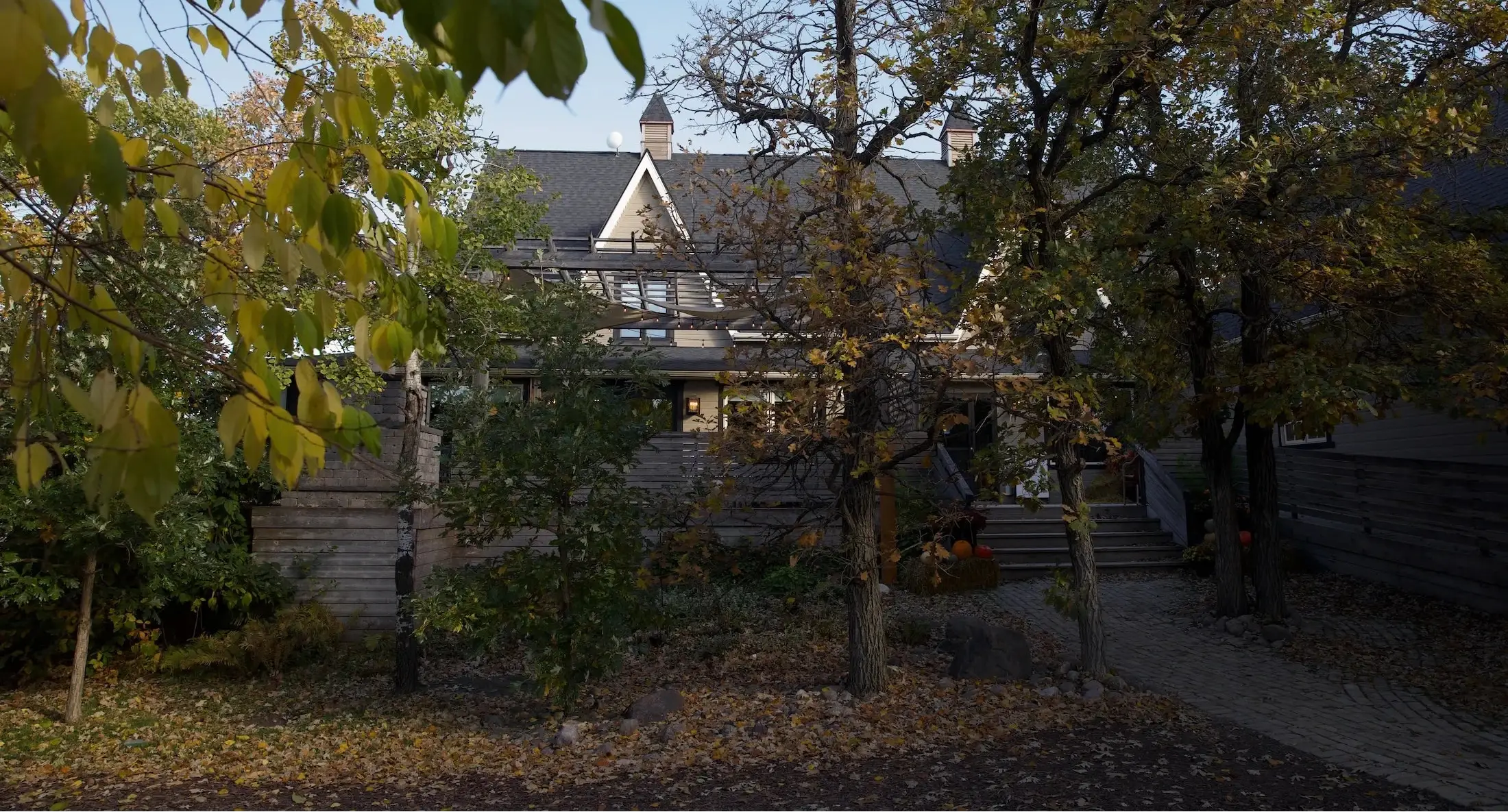 Pineridge Hollow - Venues - Winnipeg, Manitoba (photo 5)