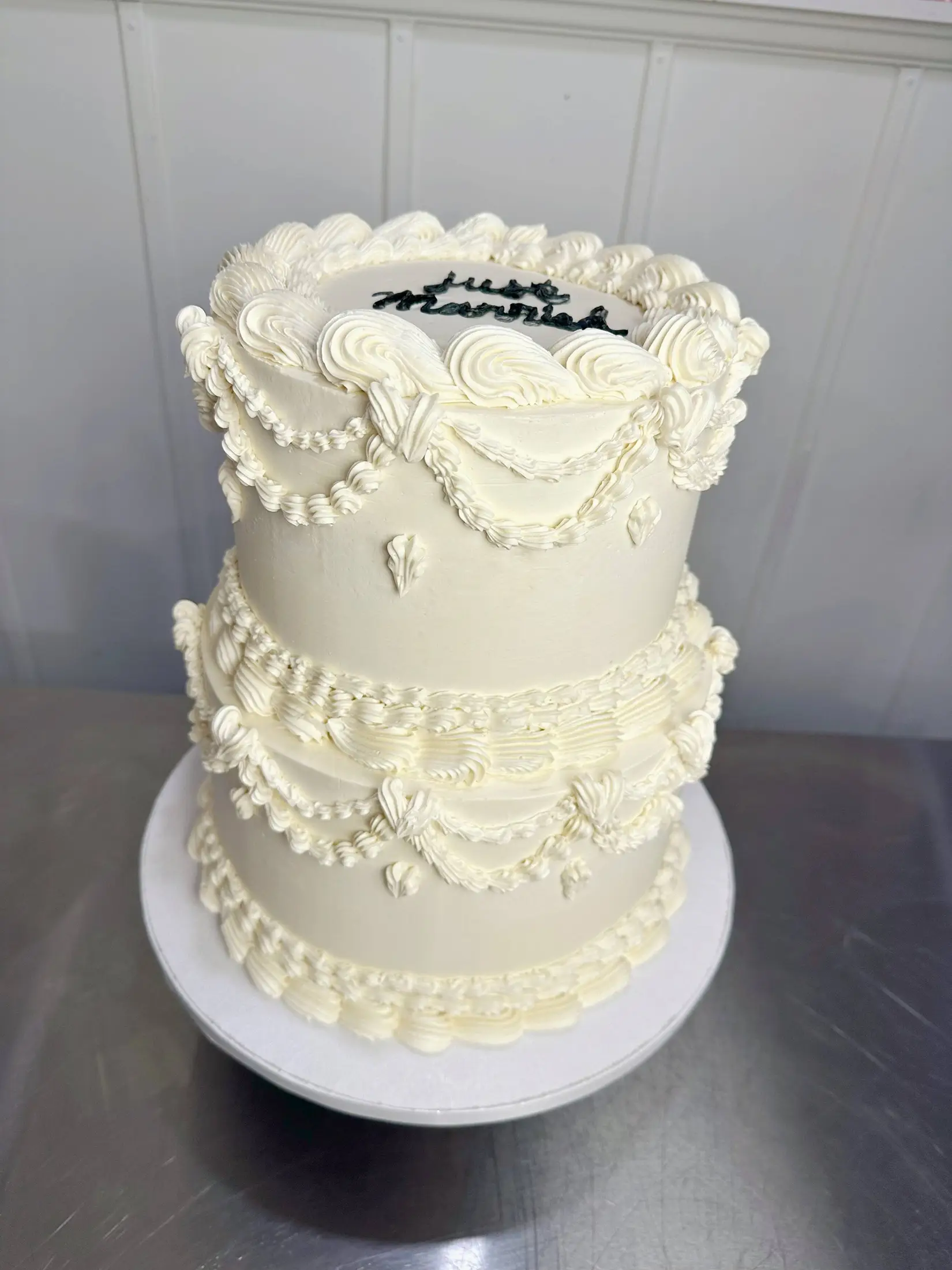 Butter Dream Cakes - Cakes & Desserts - Prince Edward County, Vancouver Island (photo 2)