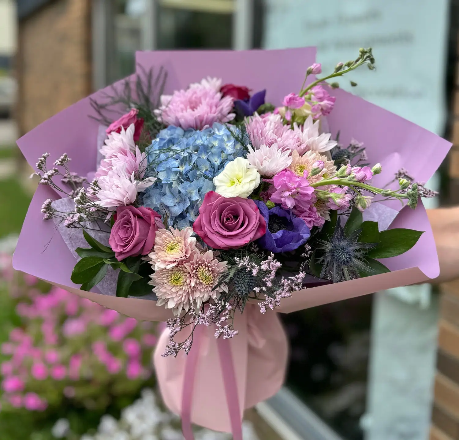 Keep Blooming - Florists - Edmonton, Vancouver Island (photo 1)