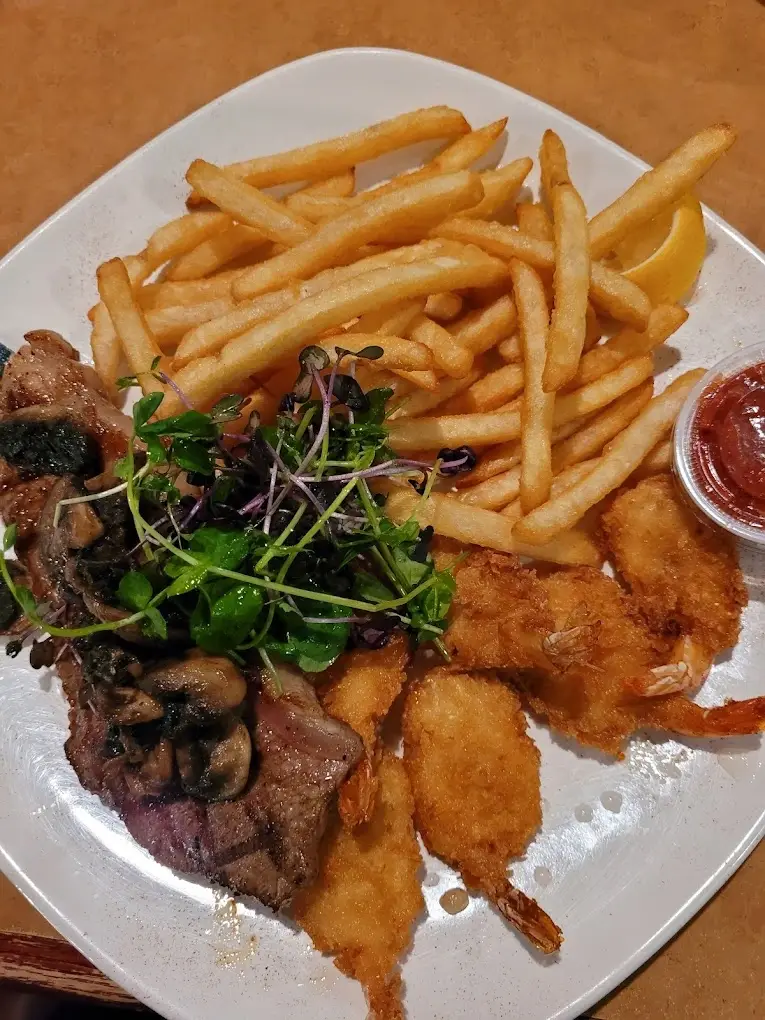 K Motel & Steakhouse Restaurant - Catering - Swift Current, Vancouver Island (photo 4)
