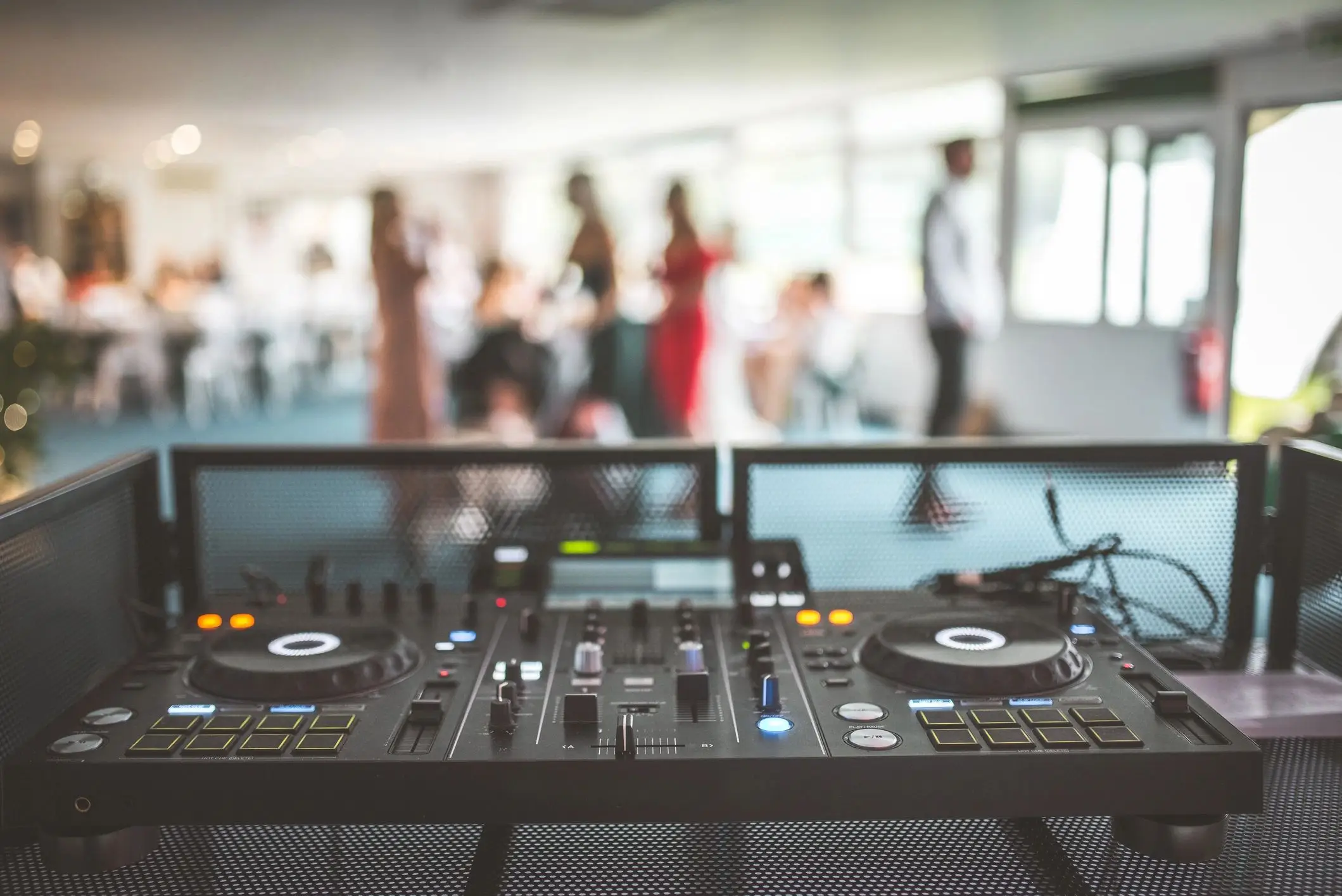 My Kinda DJ - Entertainment / DJ - Kingston, Vancouver Island (photo 3)