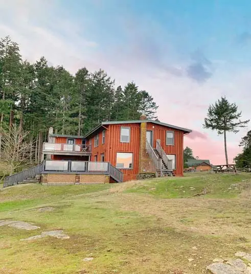 Dragon's Lodge — Venues — Nanaimo, Vancouver Island (photo 3)