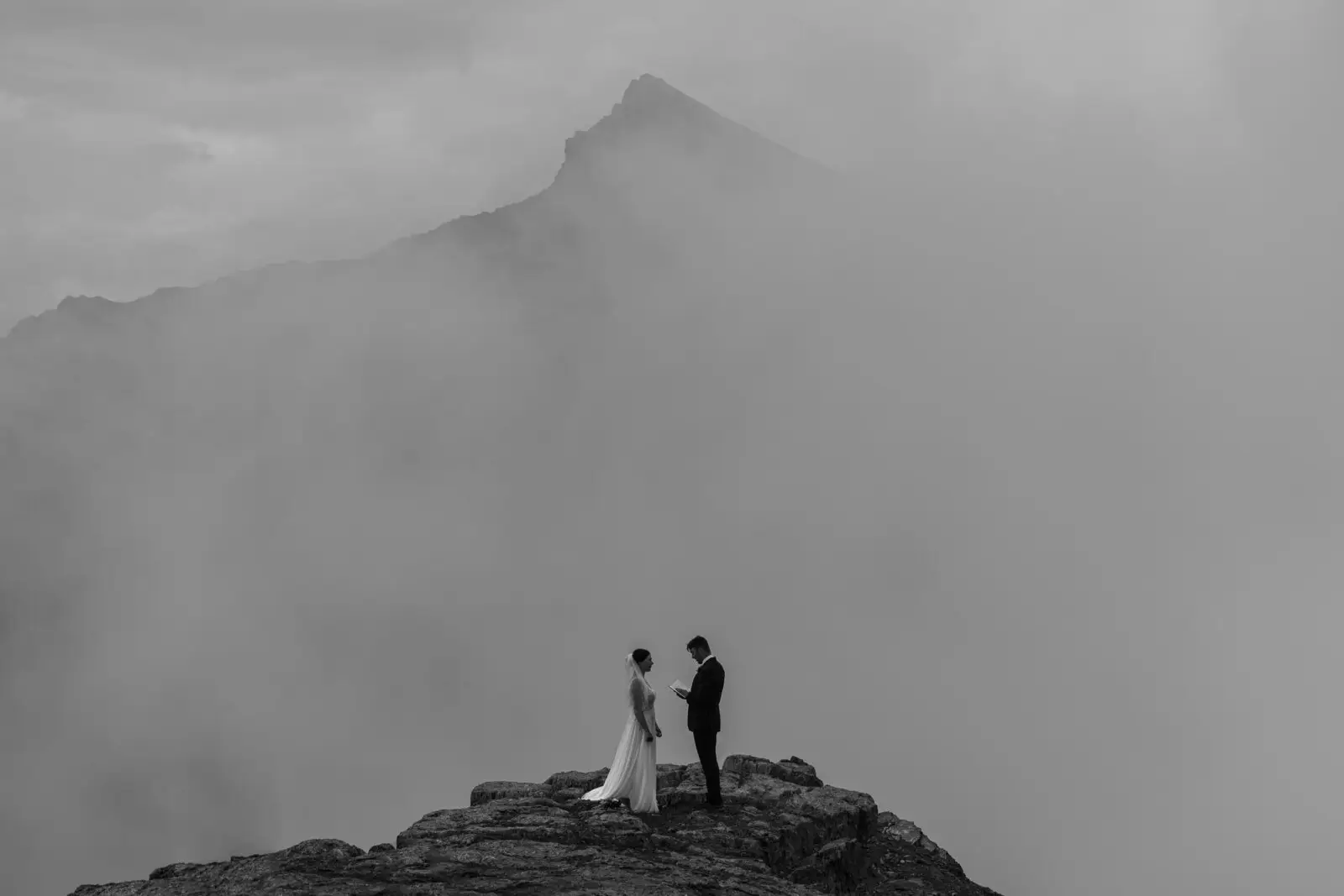 Willow and Wolf - Photographers - Banff, Vancouver Island (photo 5)