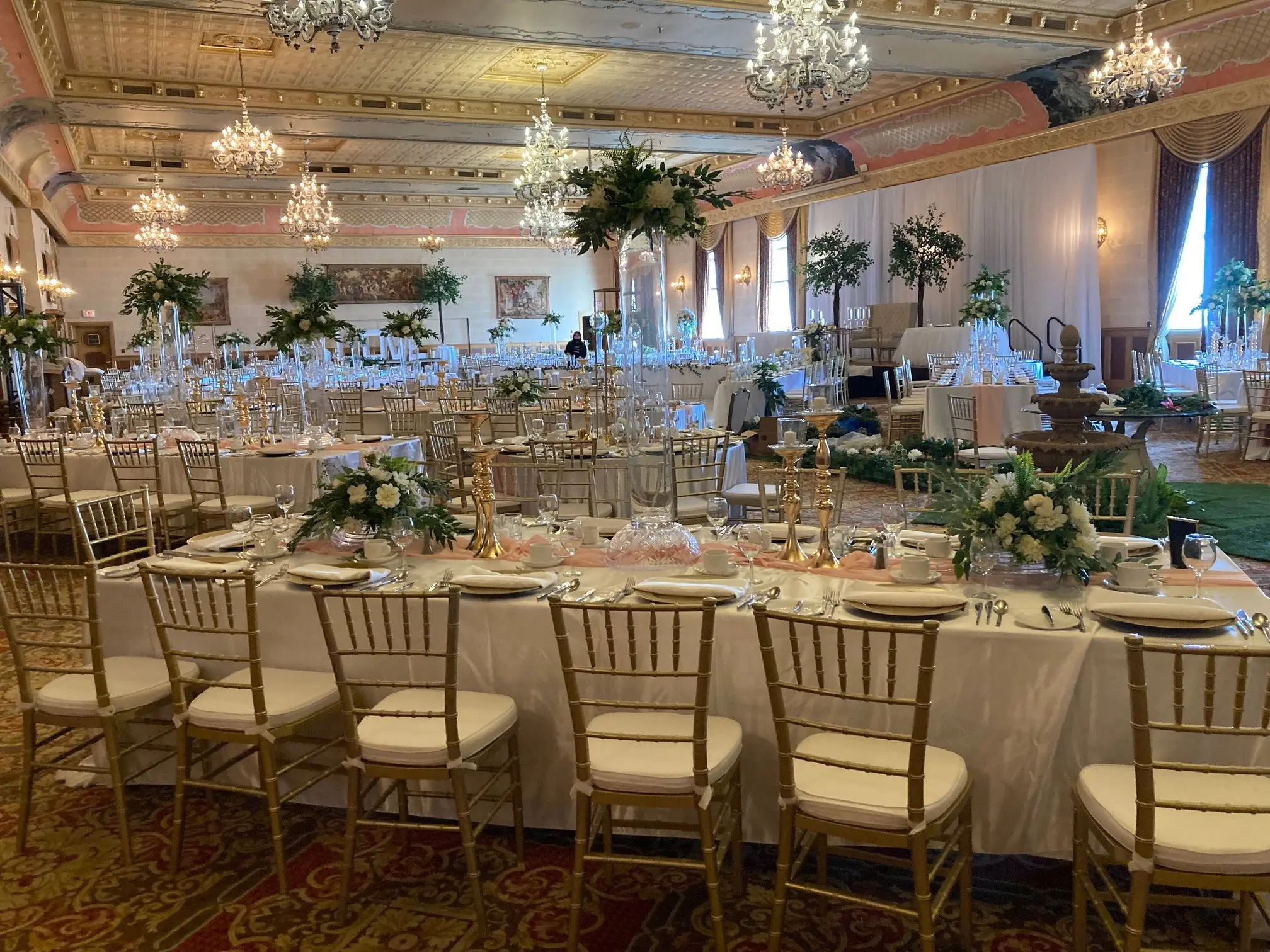 Fort Garry Hotel - Venues - Winnipeg, Manitoba (photo 2)
