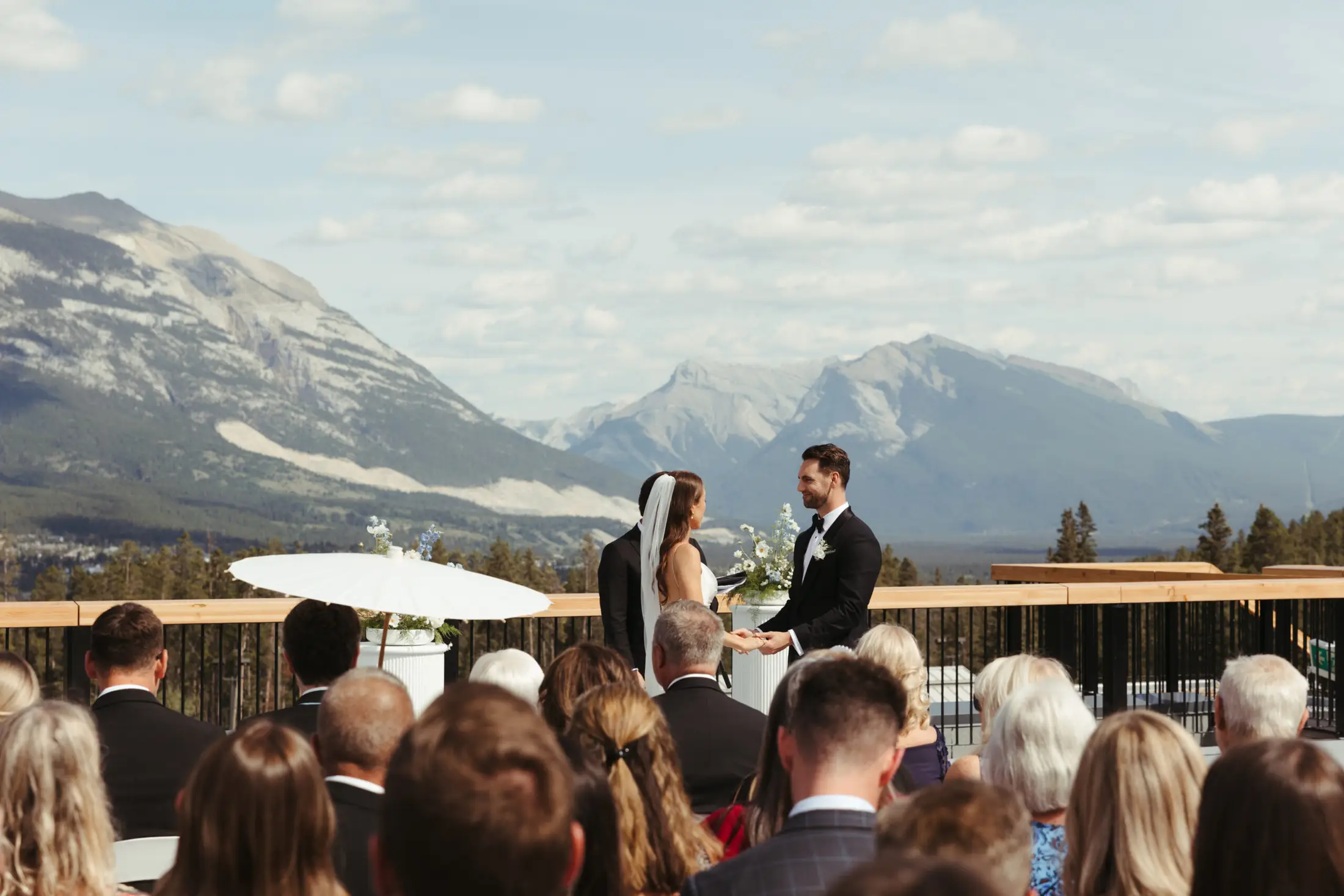 Cornerstone Weddings - Venues - Canmore, Vancouver Island (photo 2)