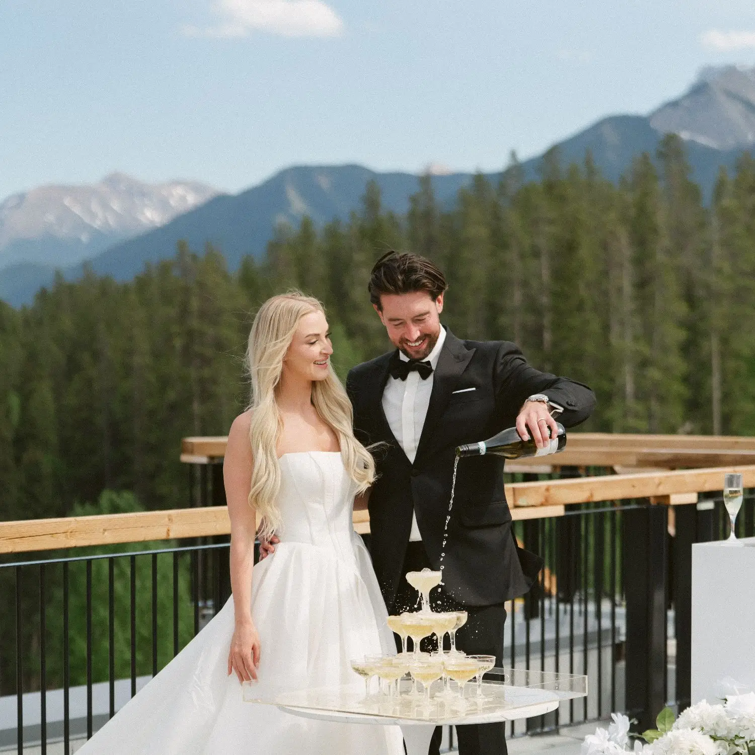 Cornerstone Weddings - Venues - Canmore, Vancouver Island (photo 4)