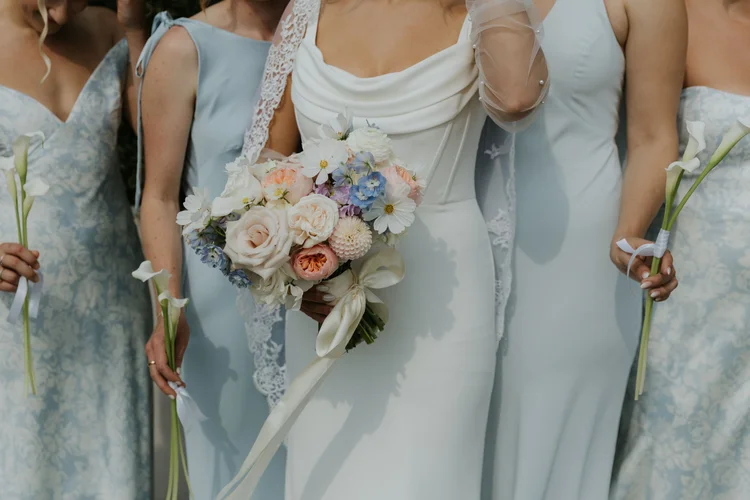 AJR Designs — Florists — Abbotsford, Vancouver Island (photo 2)