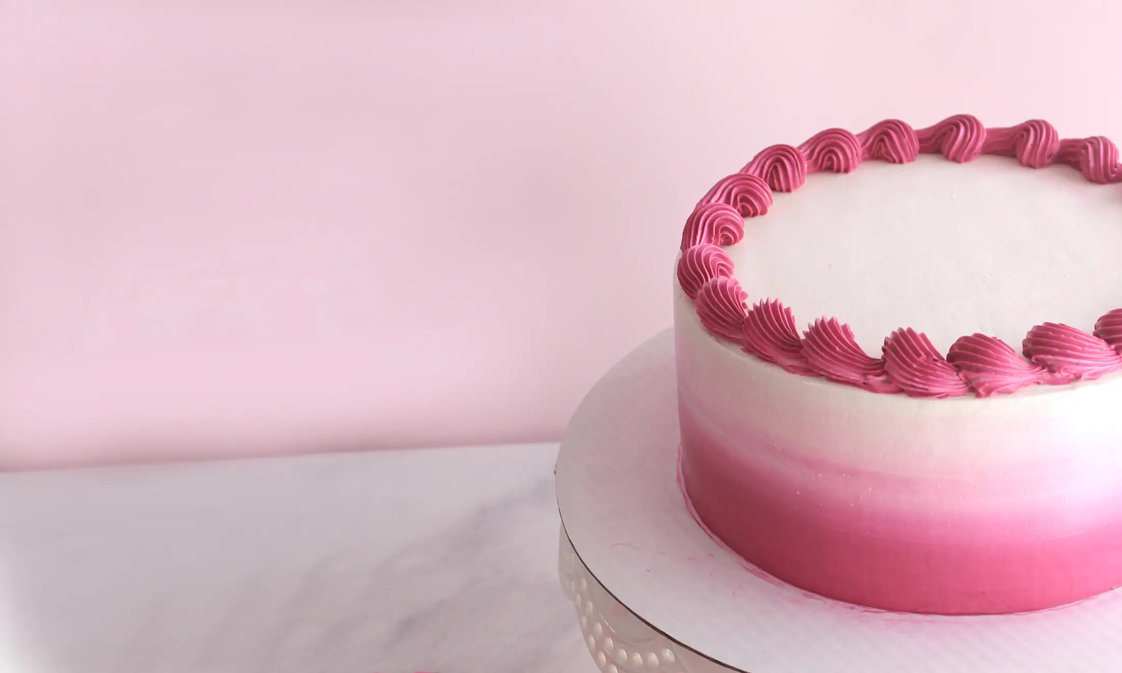 Sugar Blooms and Cakes - Cakes & Desserts - Winnipeg, Manitoba (photo 4)
