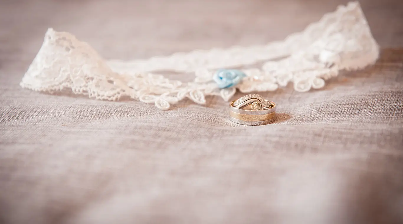 Be Wed by Barb - Officiant - Ottawa, Ontario (photo 2)