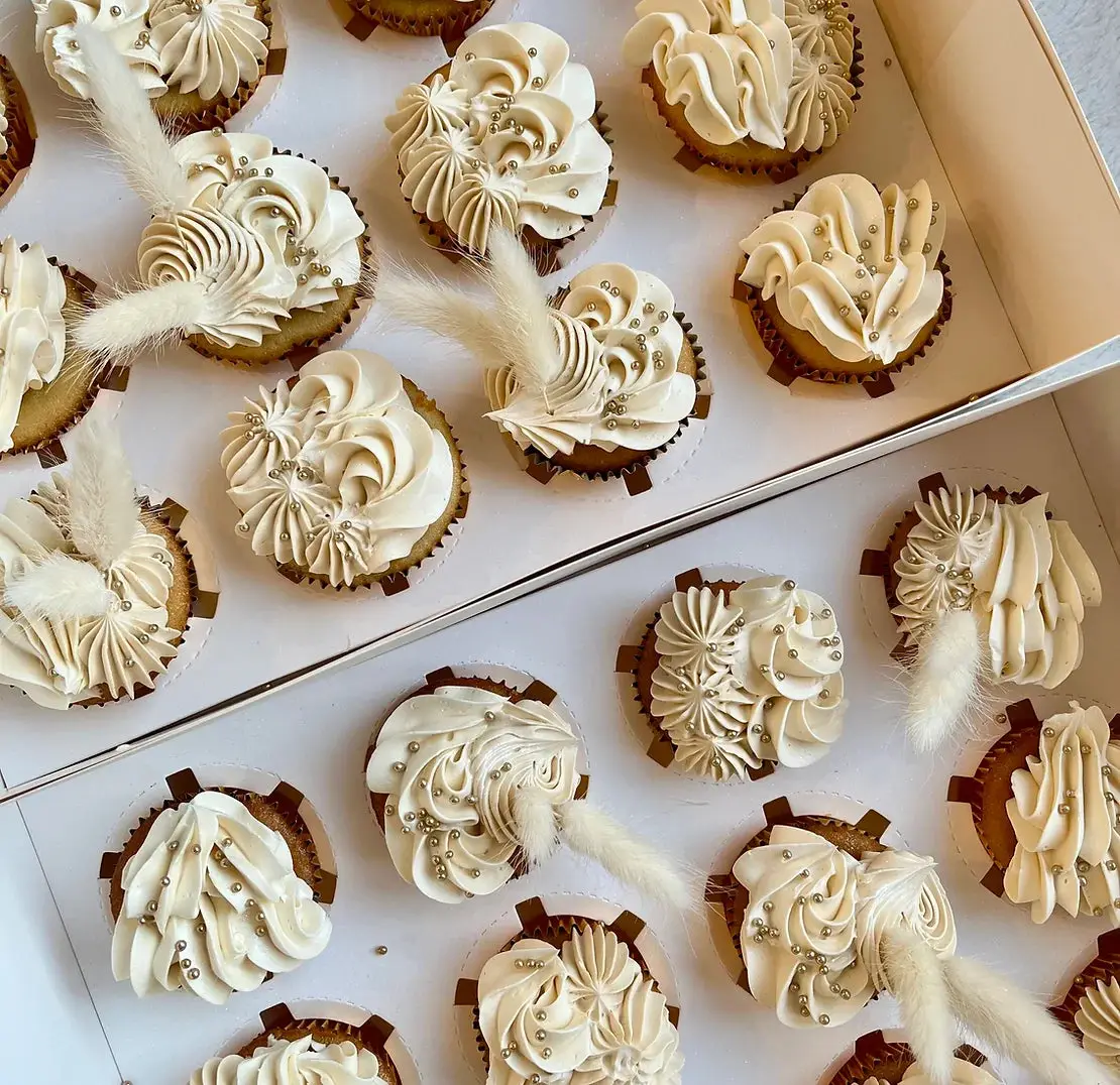 Jules Cakes - Cakes & Desserts - Ottawa, Vancouver Island (photo 2)