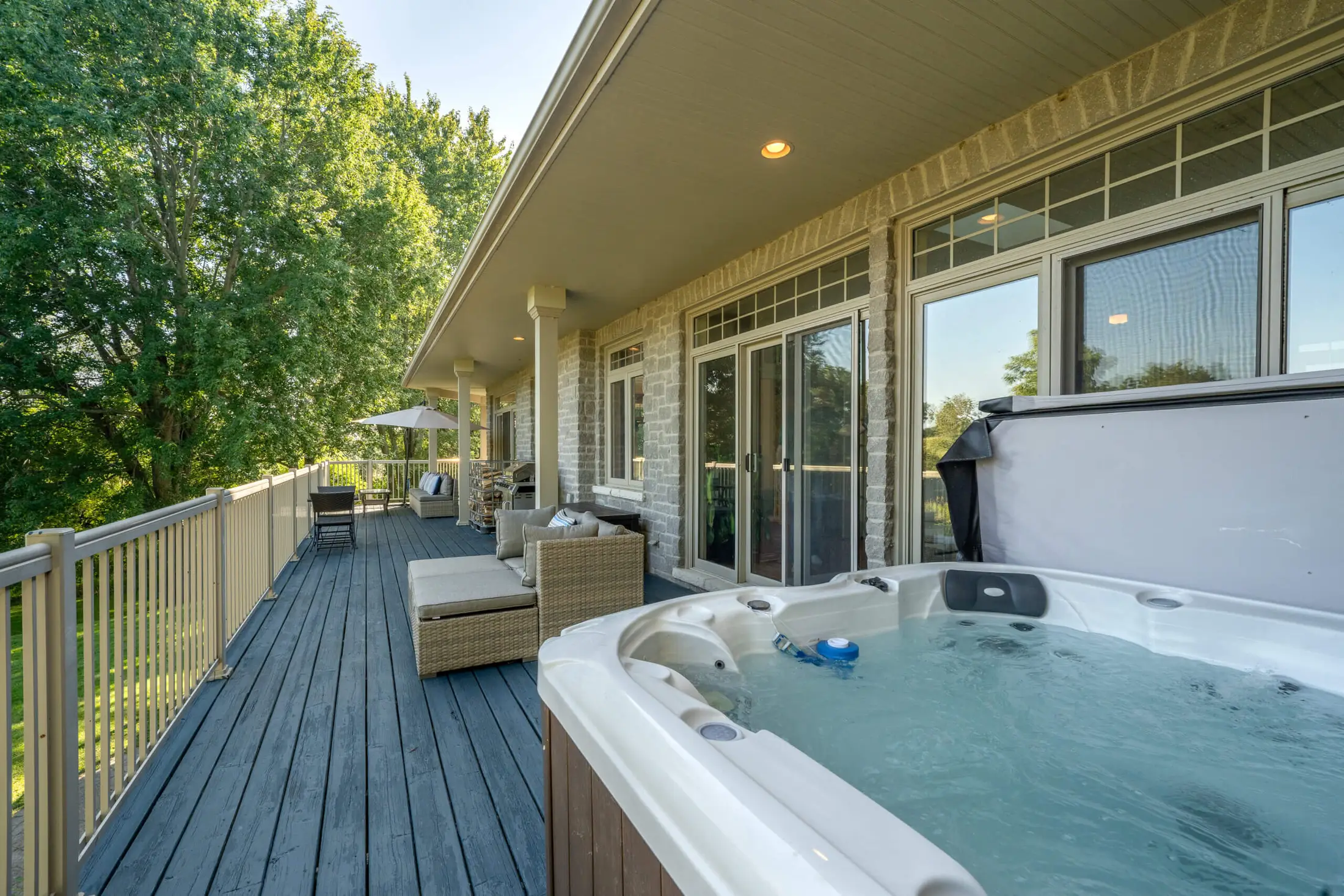 Hillier Creek Estates Winery - Venues (photo 6)