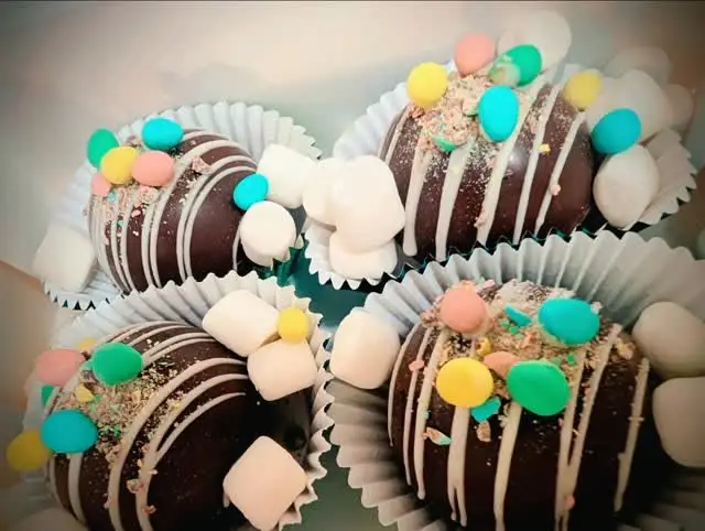 Sinfully Delicious — Cakes & Desserts — Campbell River, Vancouver Island (photo 1)