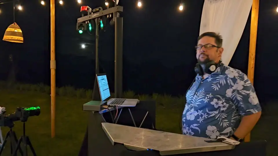 DJ #burnout - Entertainment / DJ - Langley, Vancouver Island (photo 2)