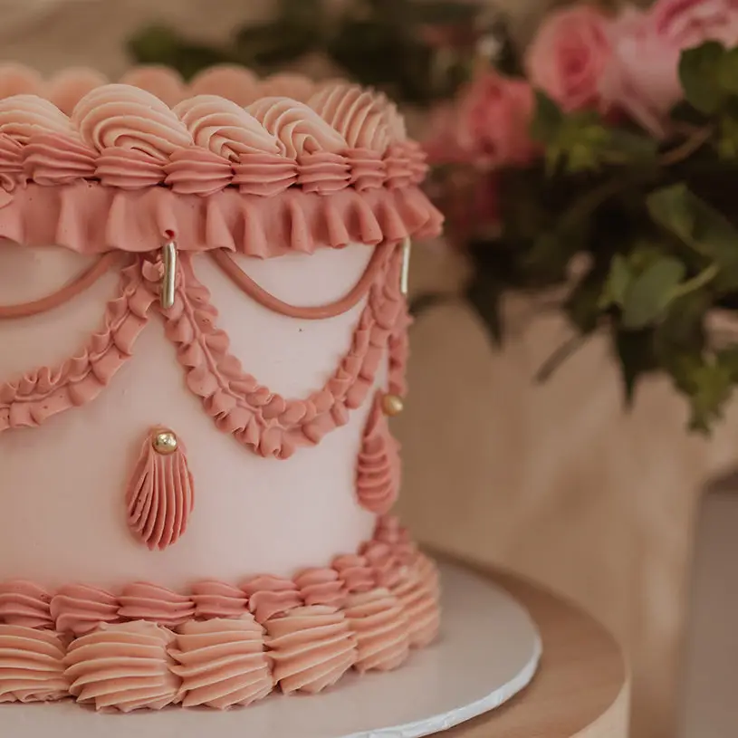 Wild Rose Cakes - Cakes & Desserts - Edmonton, Vancouver Island (photo 1)