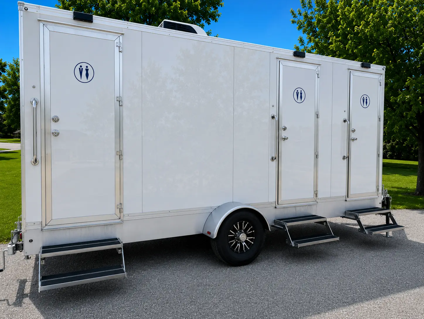 The Washroom Trailer Company - Rentals - Windsor, Vancouver Island (photo 2)