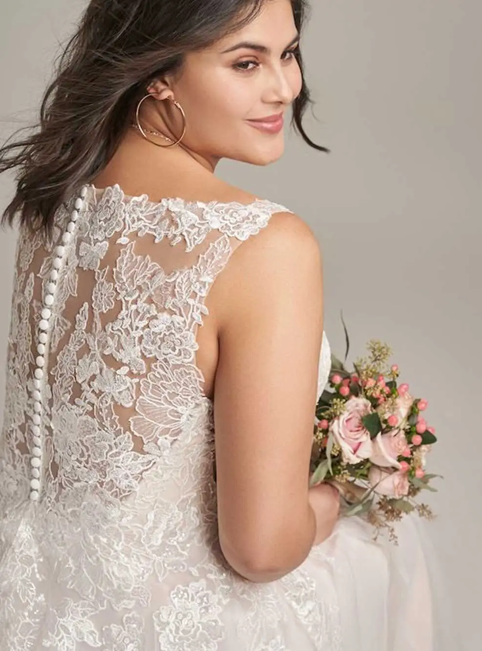 Newline Fashions & Bridal - Dresses / Boutique - Regina, Vancouver Island (photo 5)