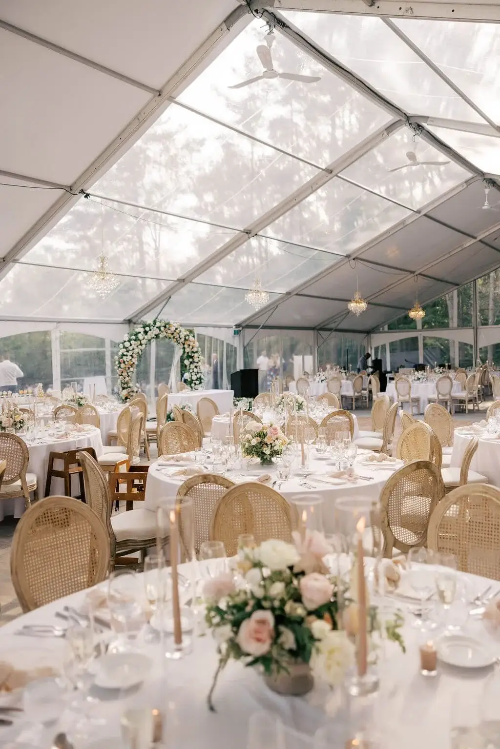 Madeline Hockley Weddings & Events - Wedding Planners / Coordinators - Muskoka, Vancouver Island (photo 4)