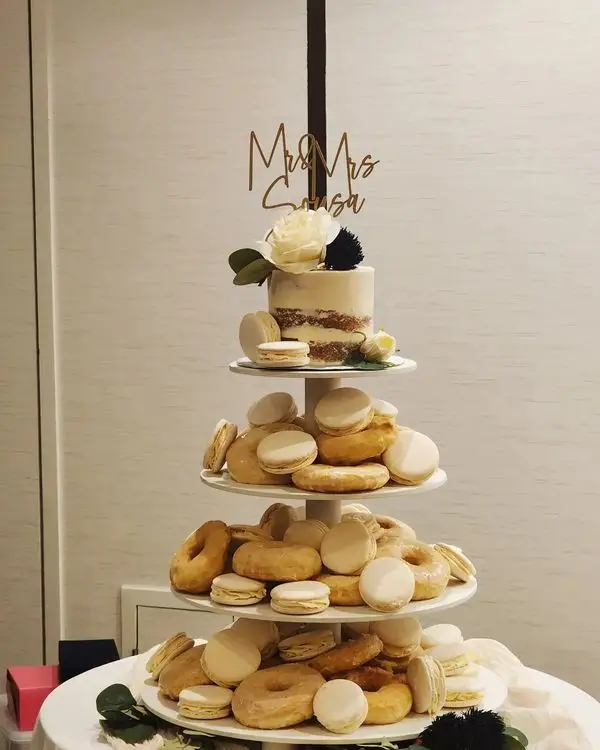 Indulge Café and Bakery - Cakes & Desserts - Winnipeg, Manitoba (photo 6)