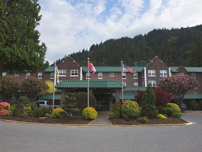 Harrison Hot Springs Resort & Spa — Venues — Chilliwack, Vancouver Island (photo 1)