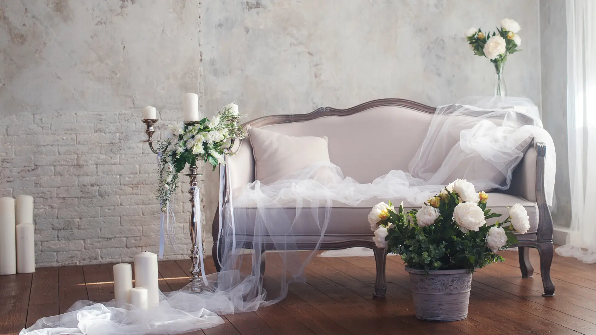 ēVENTÉ Event Planning & Design - Wedding Planners / Coordinators - Winnipeg, Manitoba (photo 3)