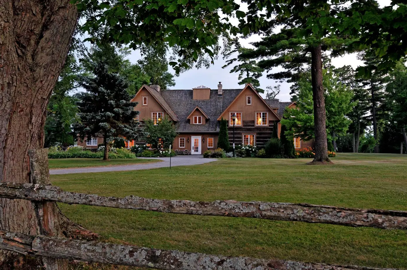 Eganridge Resort, Golf Club & Spa - Venues - Kawarthas & Peterborough, Ontario (photo 1)