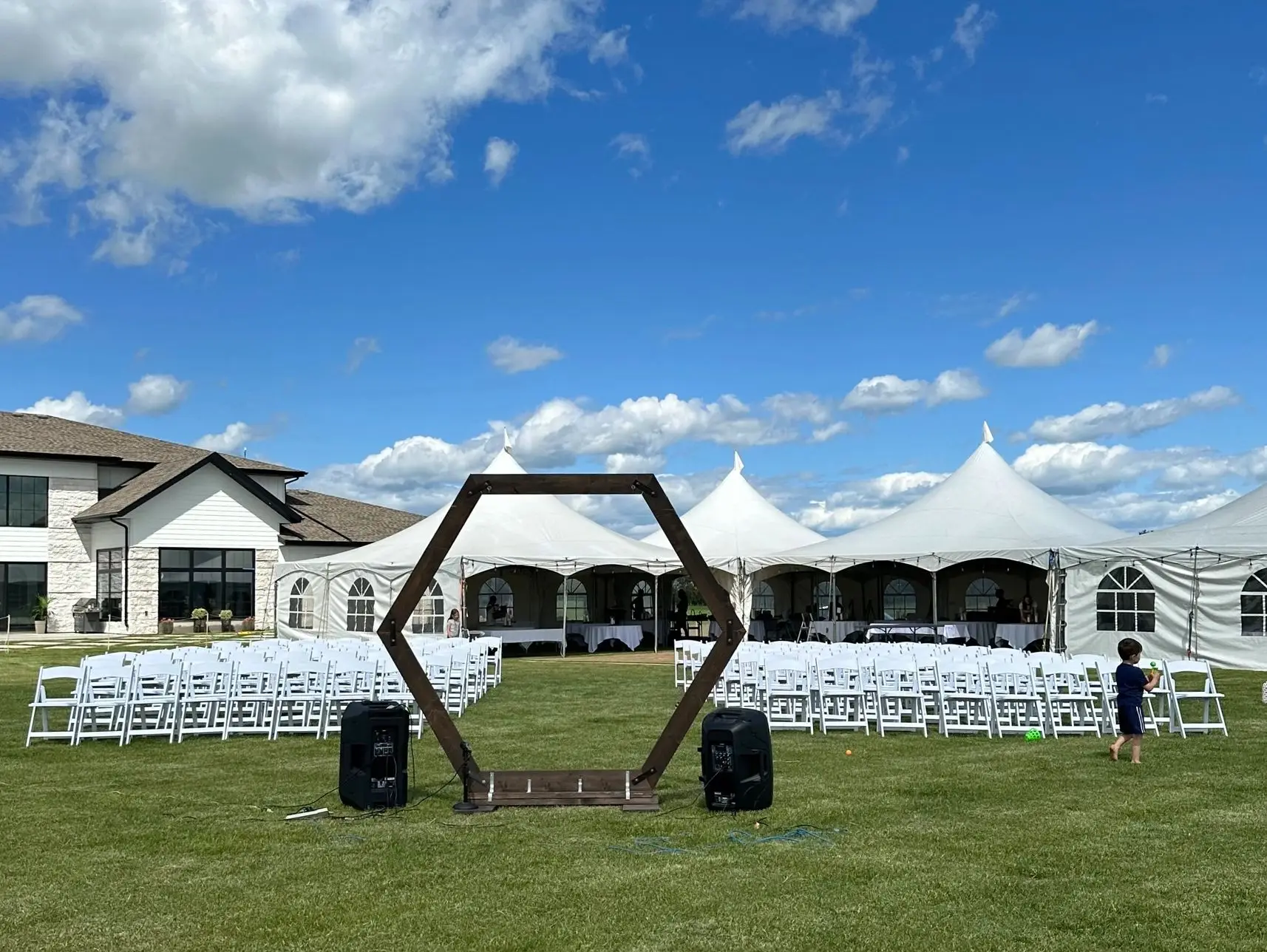 Special Event Tents - Rentals - Prince Albert, Vancouver Island (photo 2)