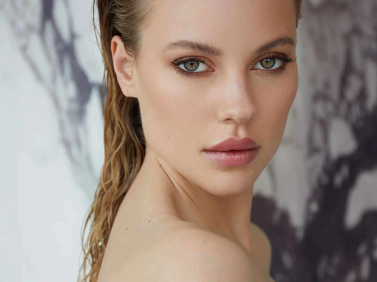 Jane McKay - Makeup & Hair - Toronto, Ontario (photo 2)