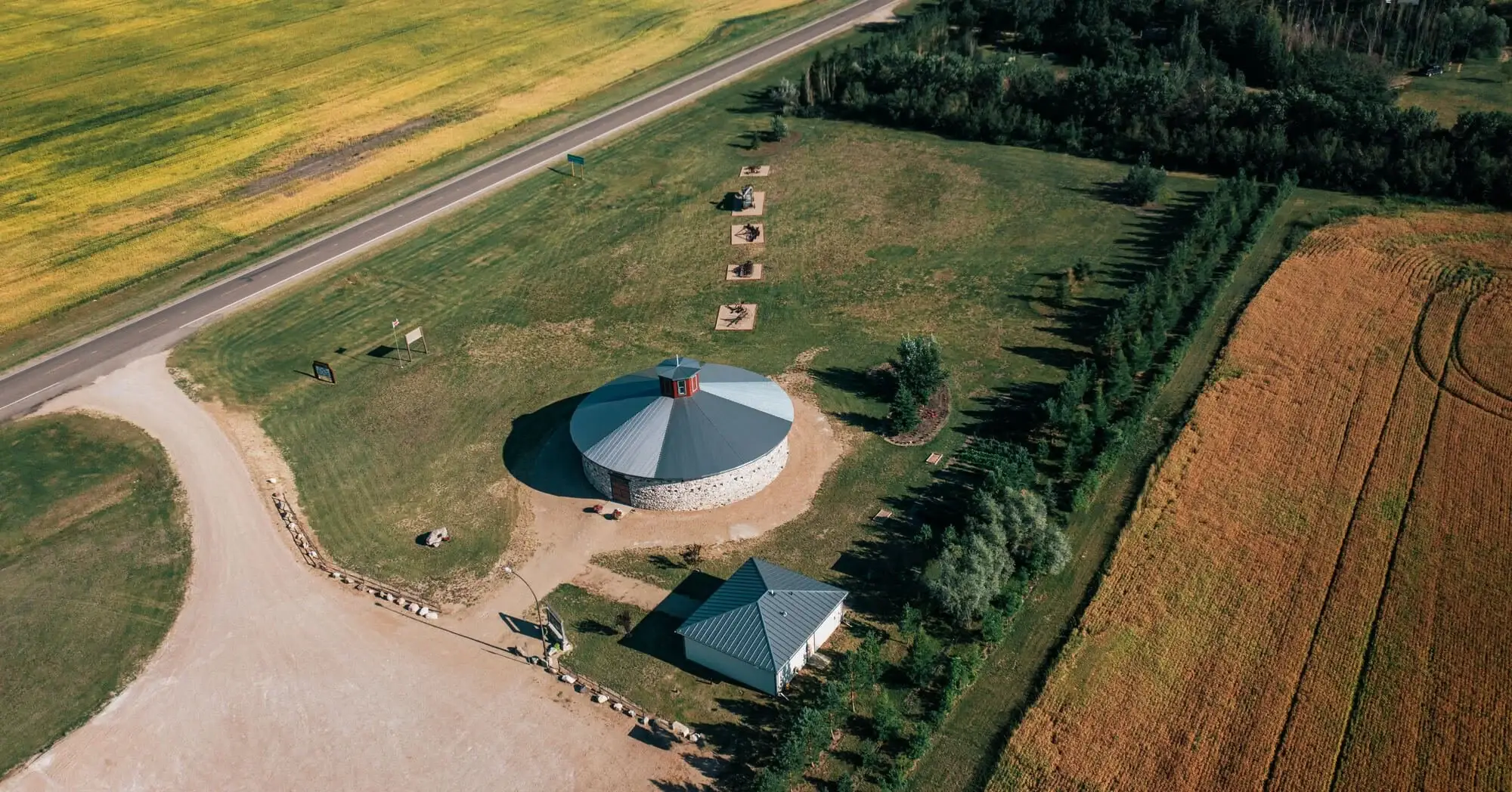 The Historic Bell Barn - Venues - Regina, Vancouver Island (photo 4)