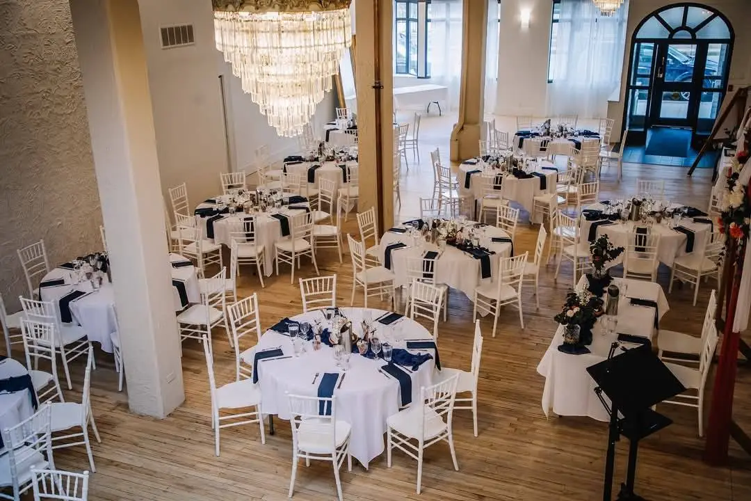 The Avenue Room - Venues - Saskatoon, Vancouver Island (photo 10)
