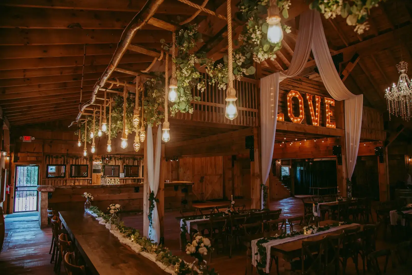 The Barn at Lions Garden Estate - Venues - Edmonton, Vancouver Island (photo 2)