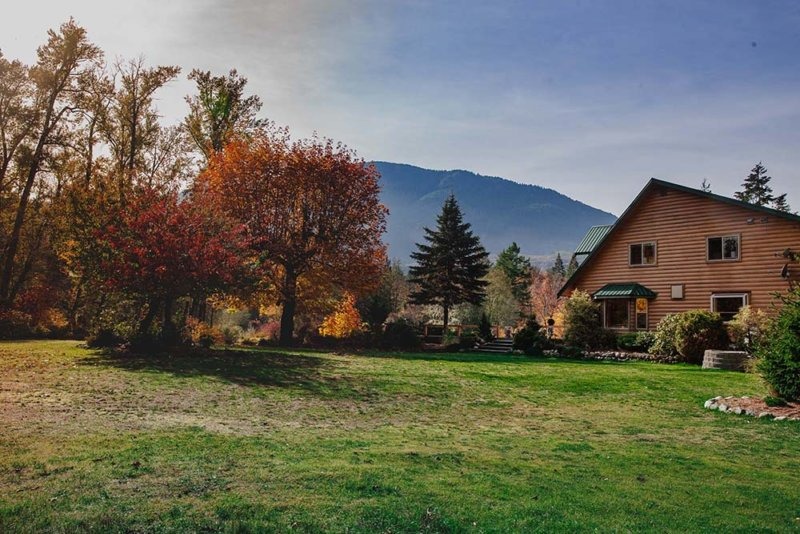 Cowichan River Lodge