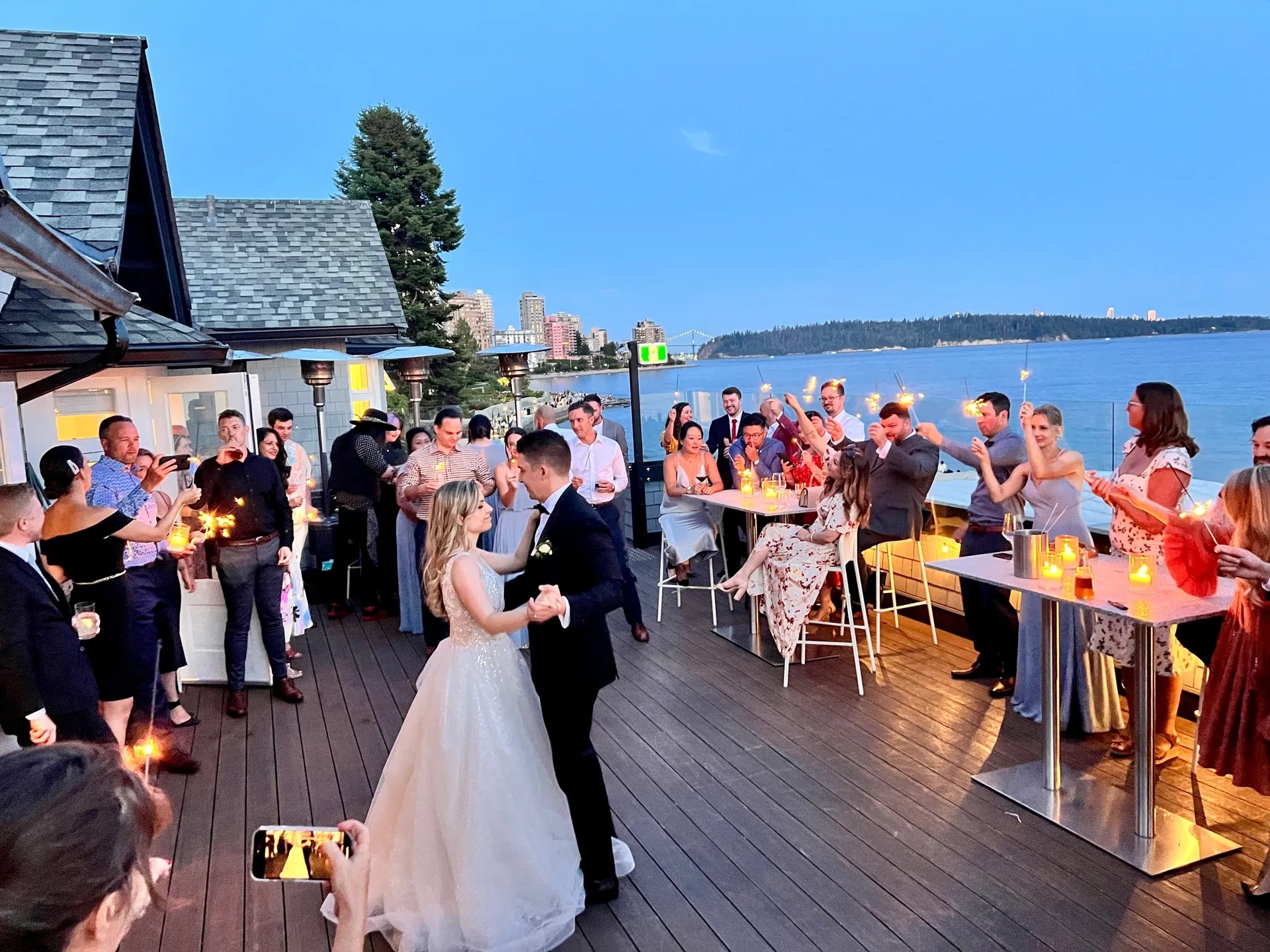 Zapped Productions DJ's — Entertainment / DJ — Langley, Vancouver Island (photo 2)
