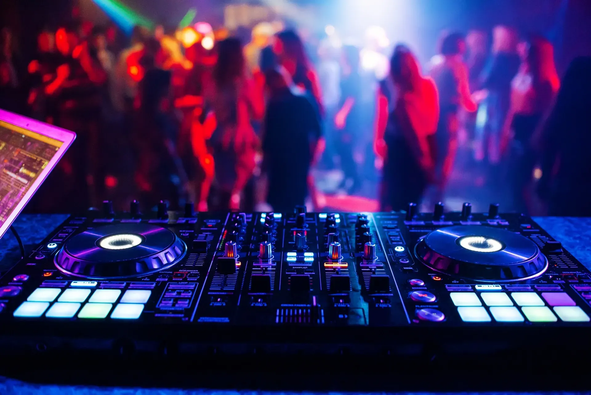In The Mix Productions — Entertainment / DJ — Langley, Vancouver Island (photo 2)